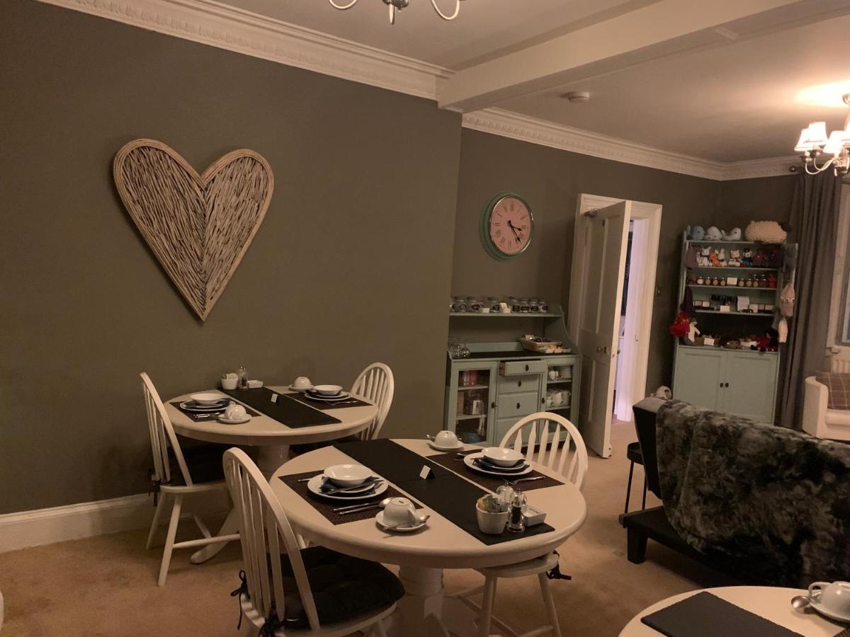 Westcot Hotel Callander Bagian luar foto
